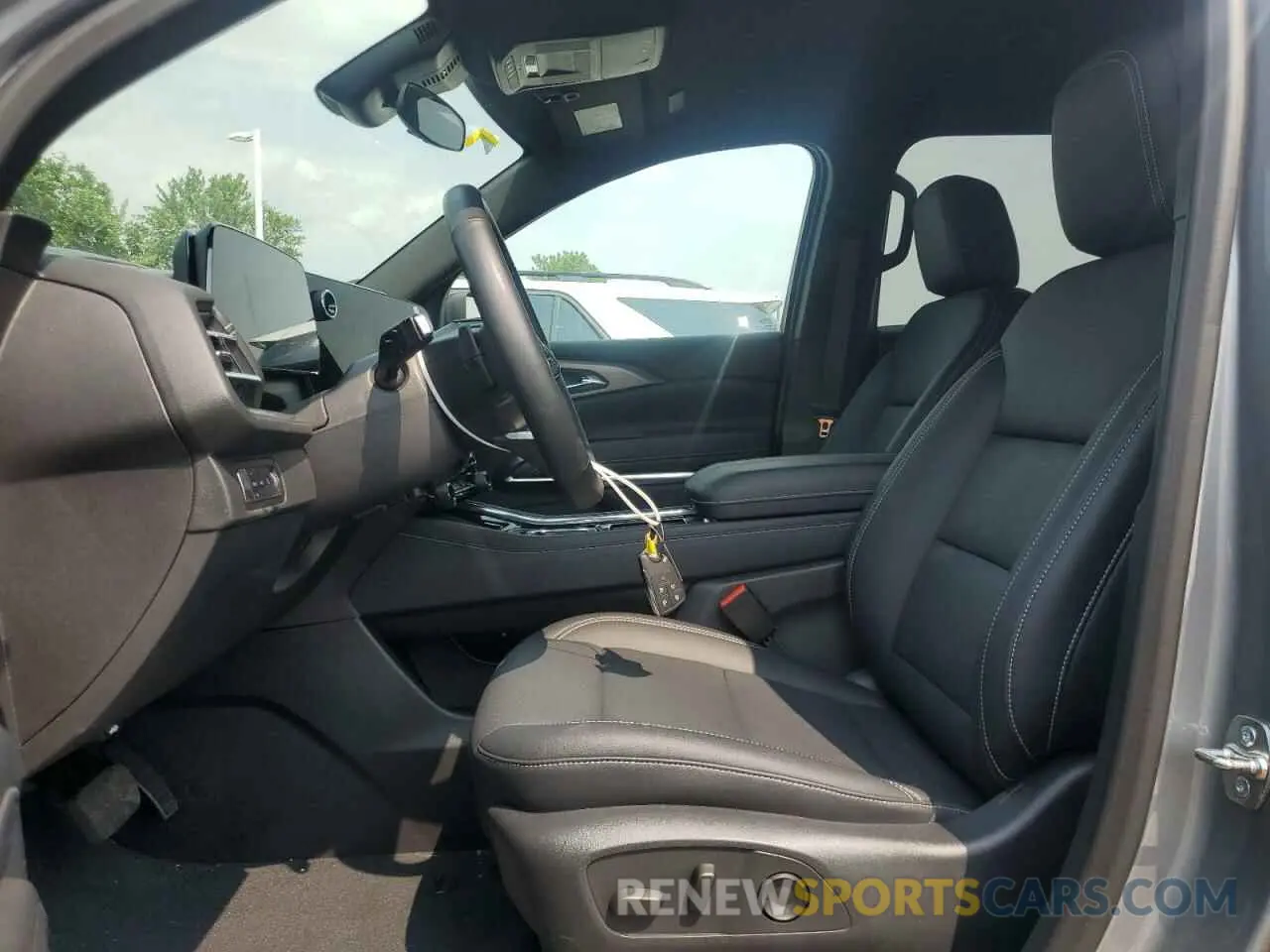 7 Photograph of a damaged car 1GNEVGRS2SJ141449 CHEVROLET TRAVERSE 2025