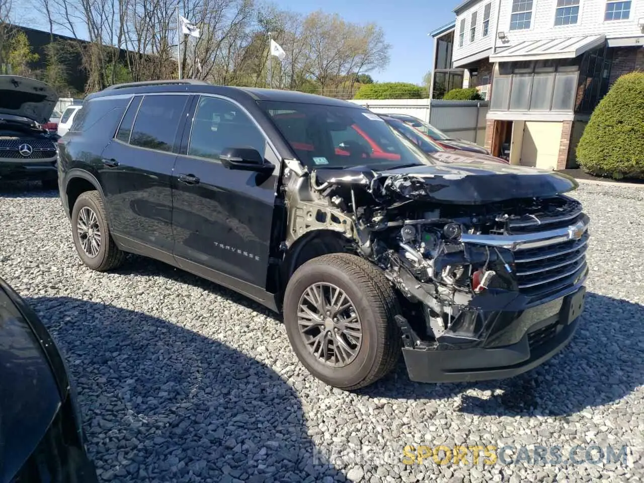 4 Фотография поврежденного автомобиля 1GNEVGRS3SJ215882 CHEVROLET TRAVERSE 2025