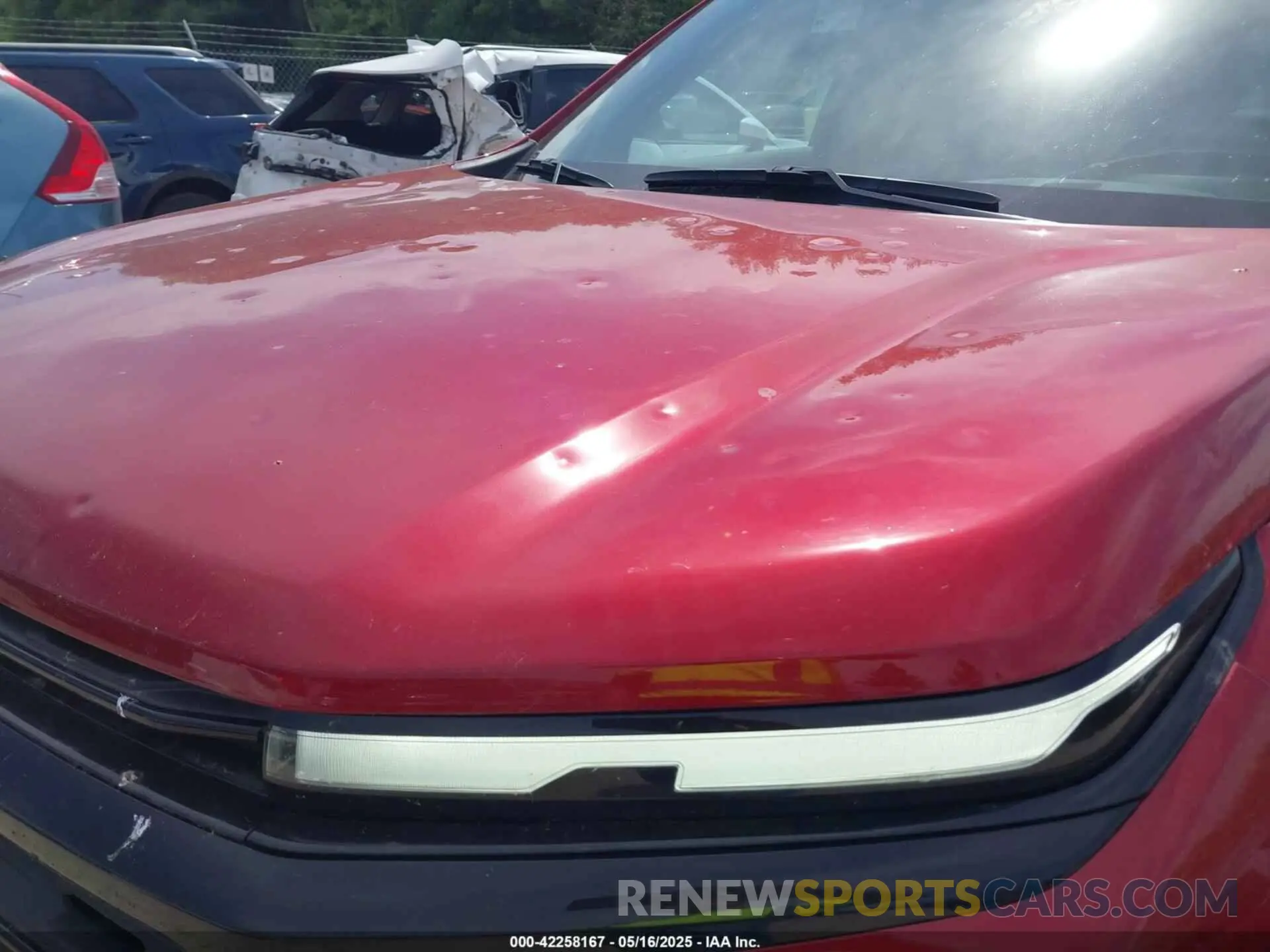 6 Photograph of a damaged car 1GNEVGRS8SJ113204 CHEVROLET TRAVERSE 2025