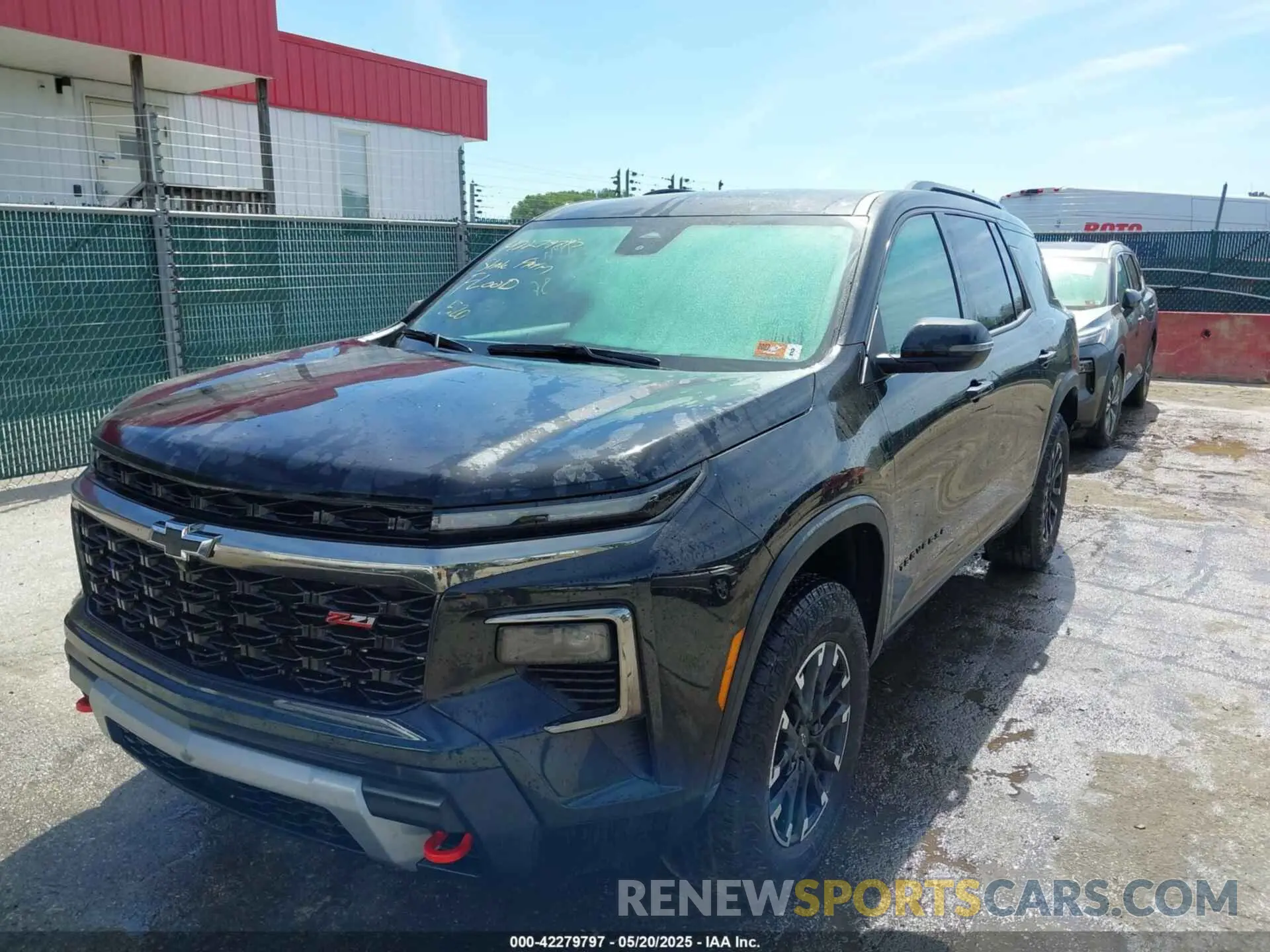 6 Фотография поврежденного автомобиля 1GNEVJRS8SJ184352 CHEVROLET TRAVERSE 2025