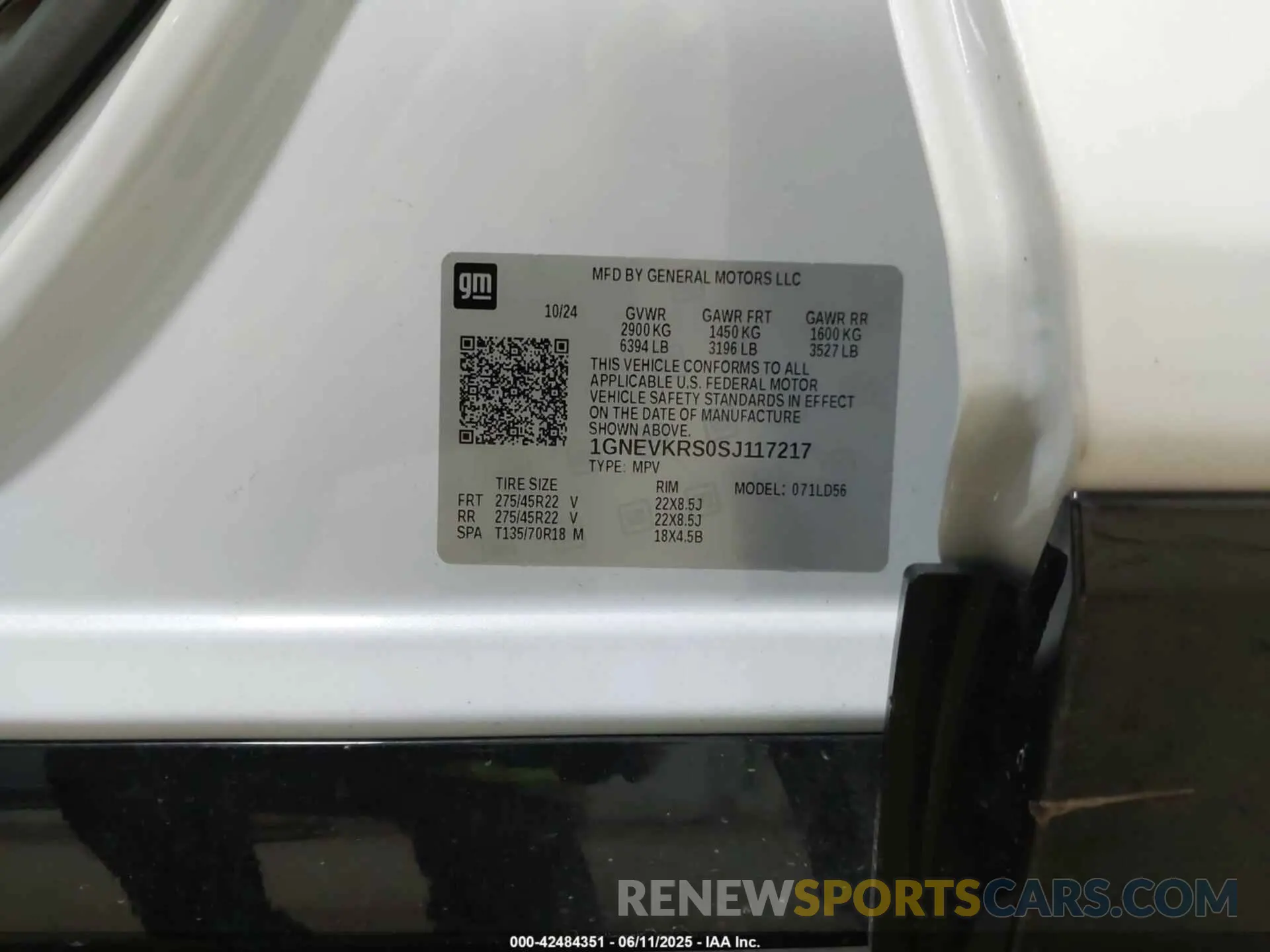 9 Photograph of a damaged car 1GNEVKRS0SJ117217 CHEVROLET TRAVERSE 2025