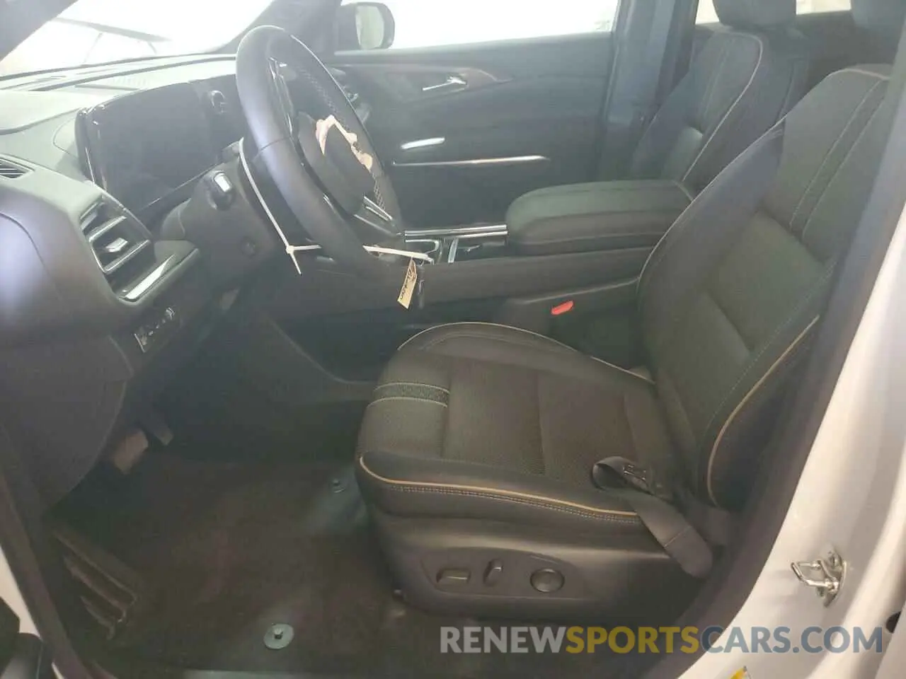 7 Photograph of a damaged car 1GNEVKRS5SJ127953 CHEVROLET TRAVERSE 2025