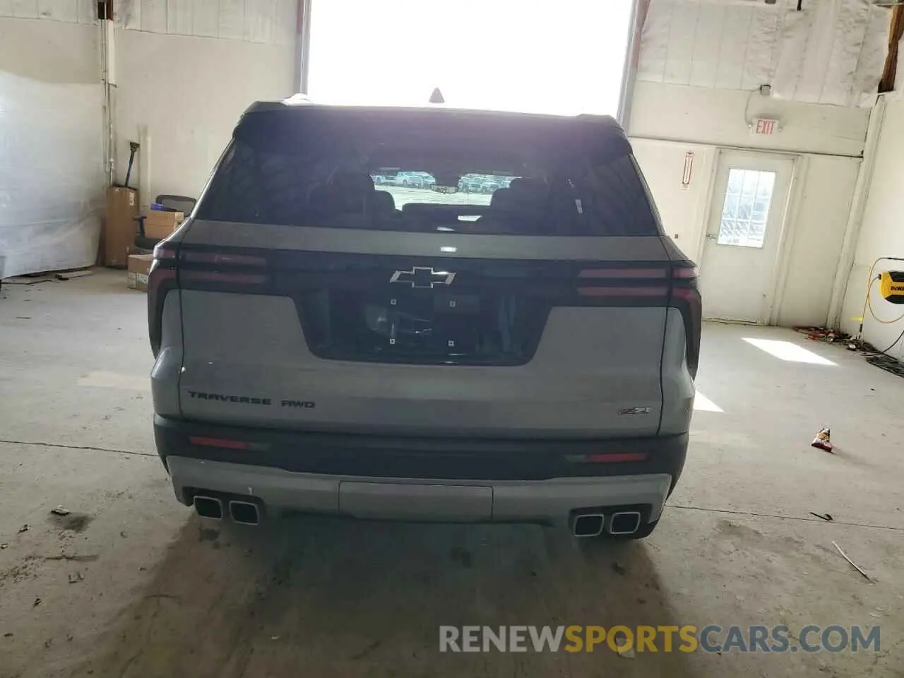 6 Photograph of a damaged car 1GNEVJRS4SJ195221 CHEVROLET TRAVERSE Z 2025