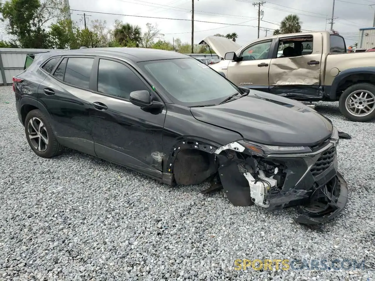 4 Фотография поврежденного автомобиля KL77LGE20RC213273 CHEVROLET TRAX 1RS 2024