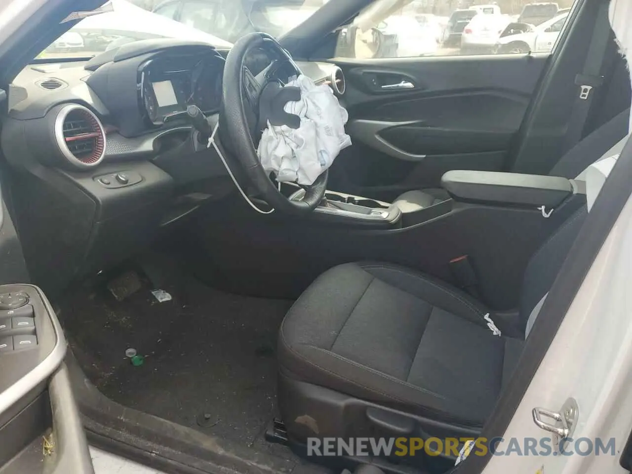 7 Фотография поврежденного автомобиля KL77LGE21RC092883 CHEVROLET TRAX 1RS 2024