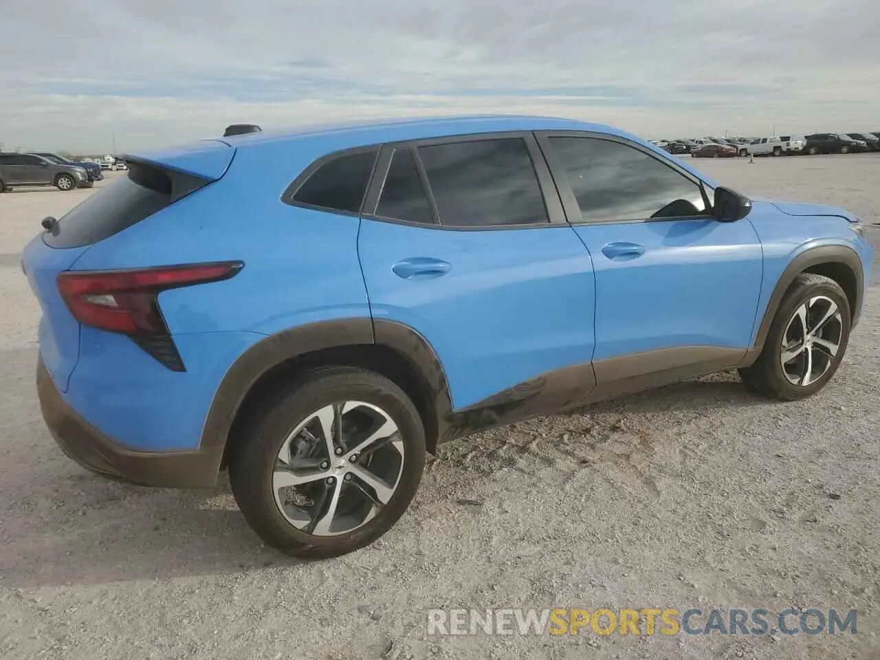 3 Фотография поврежденного автомобиля KL77LGE25RC145813 CHEVROLET TRAX 1RS 2024