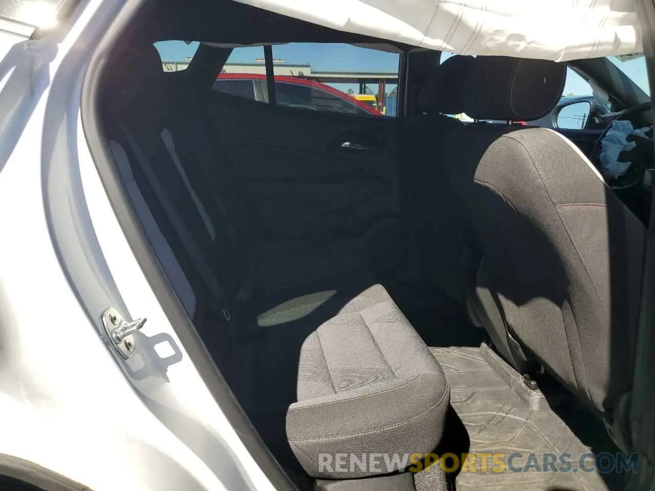 11 Фотография поврежденного автомобиля KL77LGE27RC117463 CHEVROLET TRAX 1RS 2024