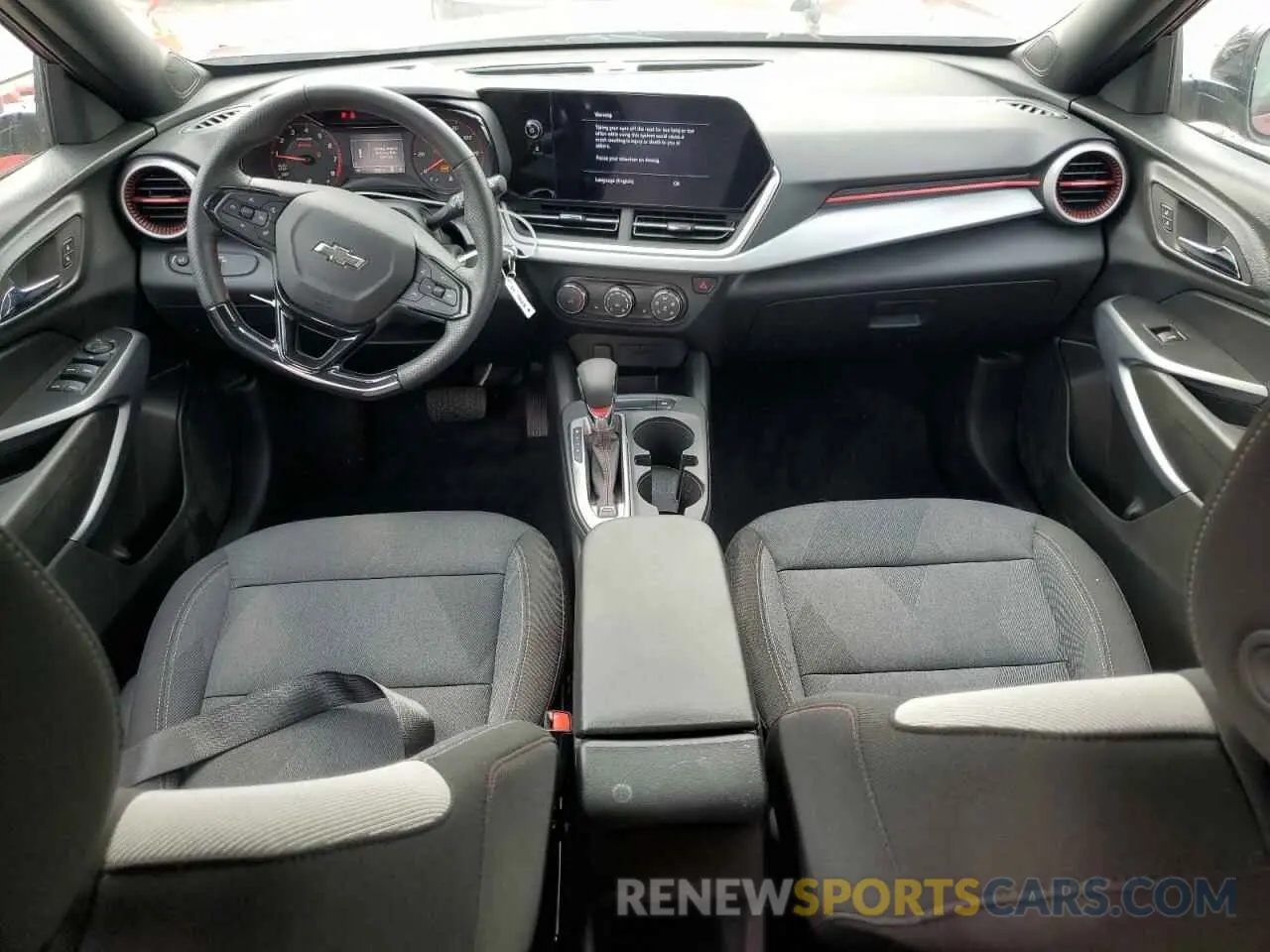 8 Фотография поврежденного автомобиля KL77LGE29RC174604 CHEVROLET TRAX 1RS 2024