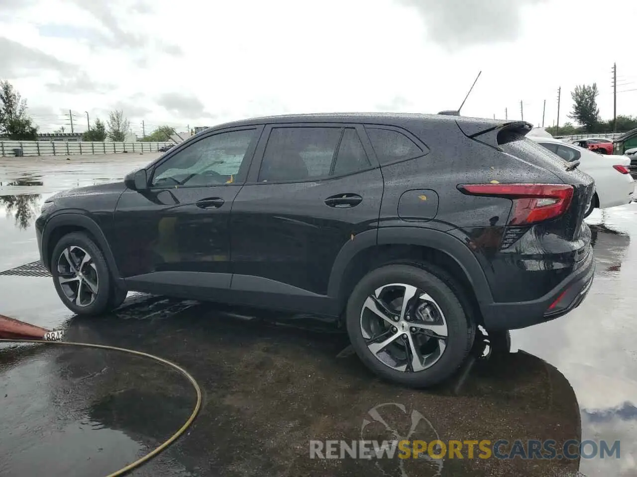 2 Фотография поврежденного автомобиля KL77LGEP2SC191990 CHEVROLET TRAX 1RS 2025