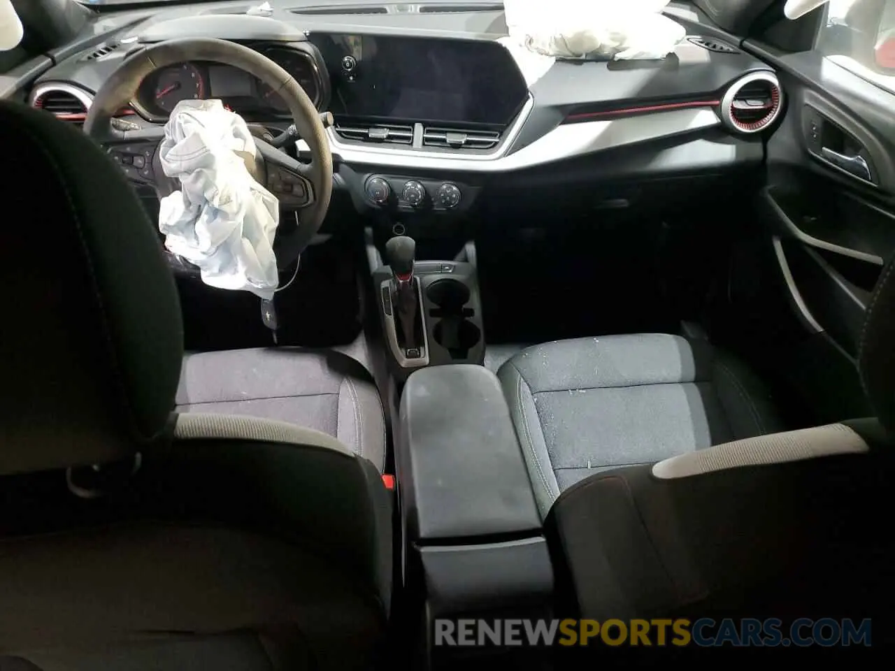 8 Photograph of a damaged car KL77LGEP3SC112147 CHEVROLET TRAX 1RS 2025