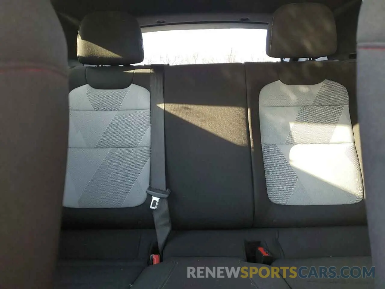 10 Photograph of a damaged car KL77LGEP6SC123692 CHEVROLET TRAX 1RS 2025