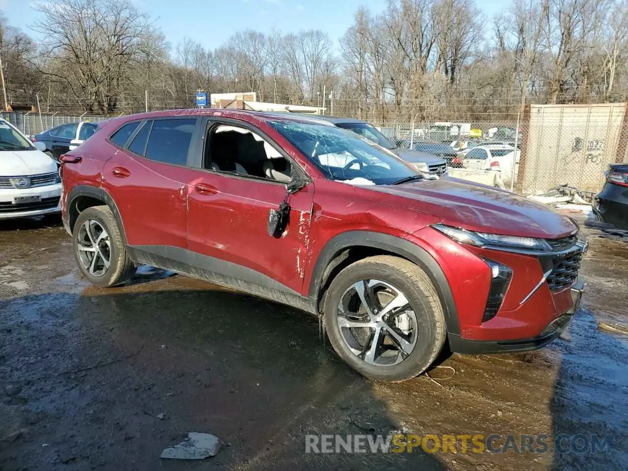 4 Photograph of a damaged car KL77LGEP6SC123692 CHEVROLET TRAX 1RS 2025
