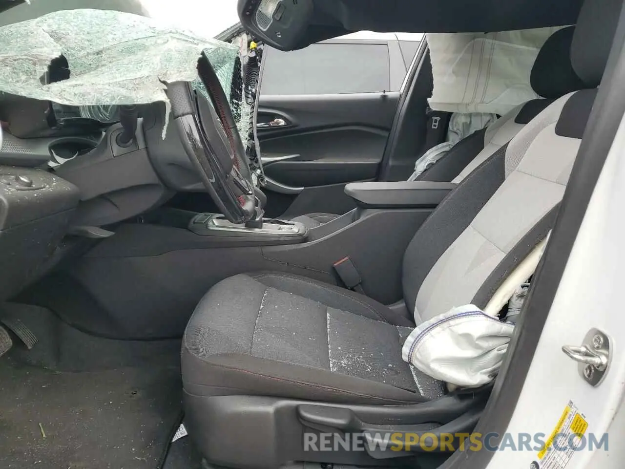7 Photograph of a damaged car KL77LGEP9SC031640 CHEVROLET TRAX 1RS 2025