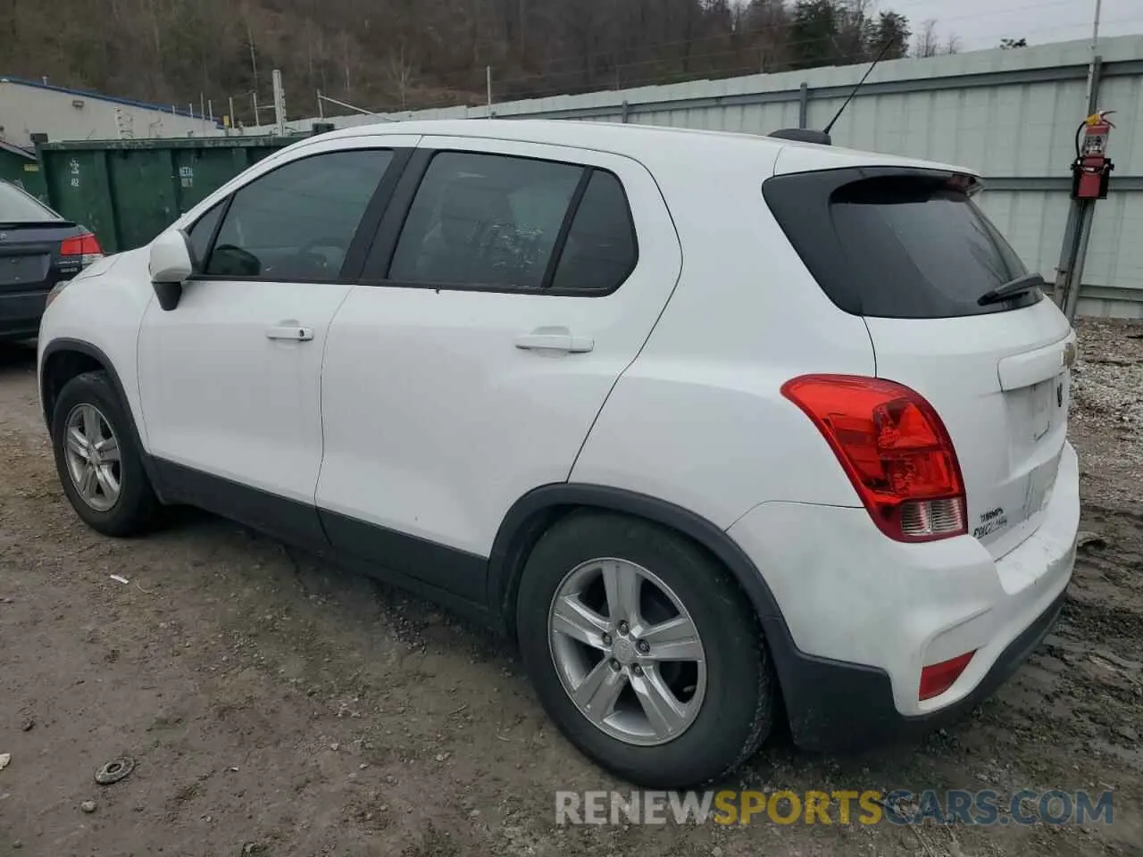 2 Фотография поврежденного автомобиля 3GNCJKSB0KL217792 CHEVROLET TRAX 2019