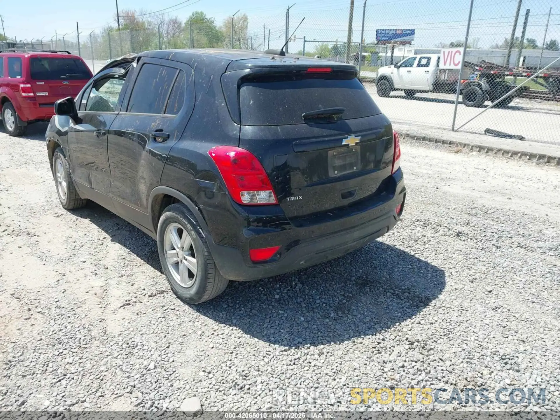 3 Фотография поврежденного автомобиля 3GNCJKSB0KL371838 CHEVROLET TRAX 2019