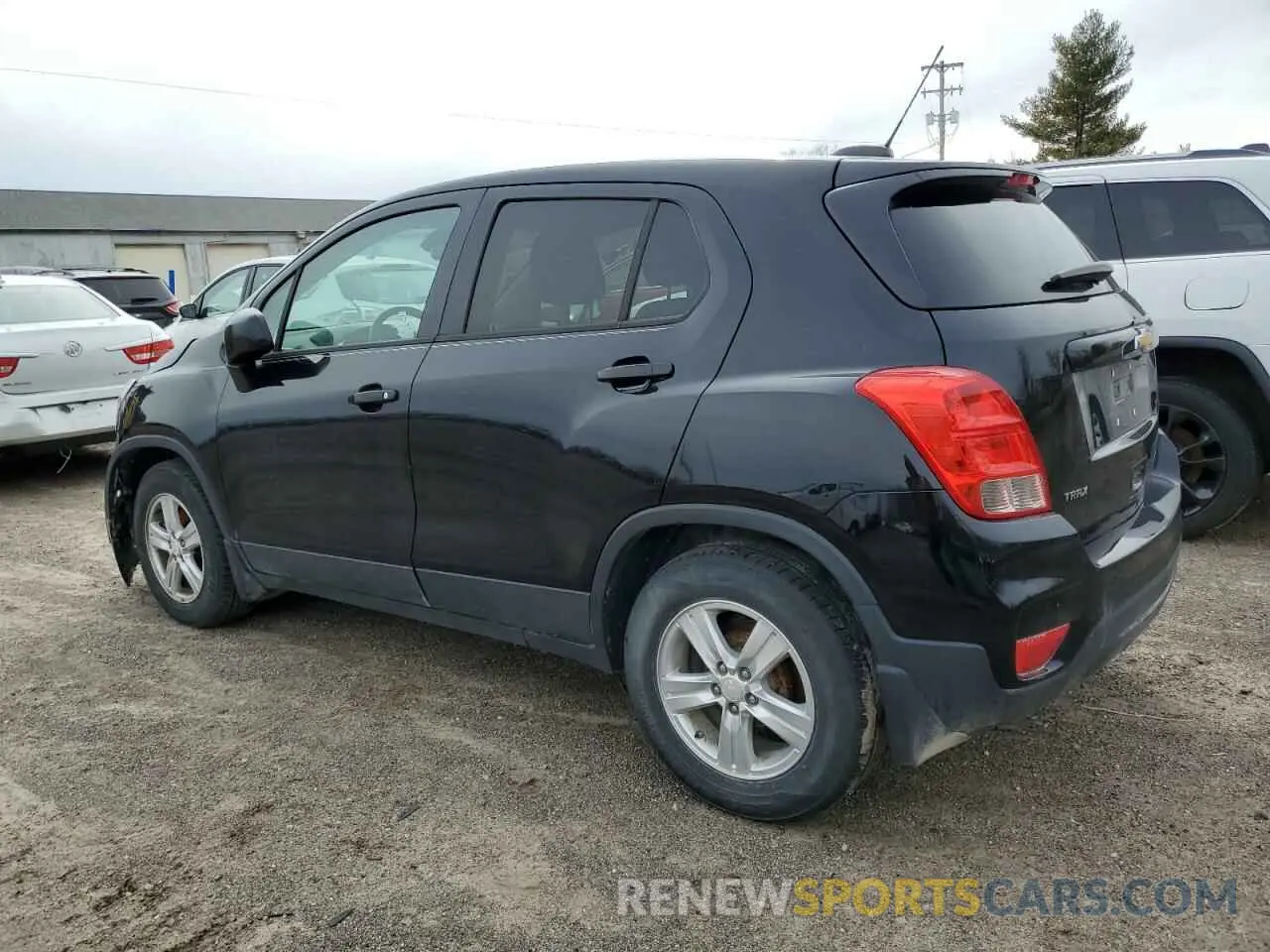 2 Photograph of a damaged car 3GNCJKSB0KL393452 CHEVROLET TRAX 2019