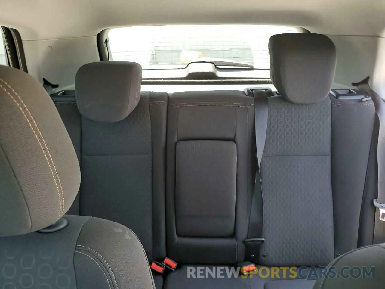 10 Photograph of a damaged car 3GNCJKSB1KL203724 CHEVROLET TRAX 2019