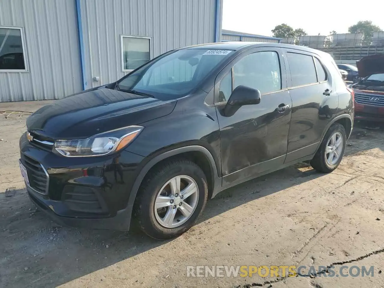 1 Фотография поврежденного автомобиля 3GNCJKSB1KL281663 CHEVROLET TRAX 2019
