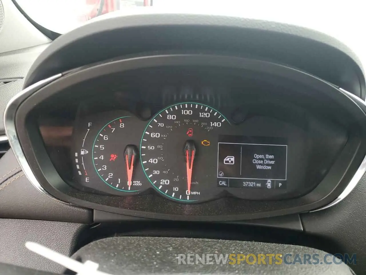 9 Фотография поврежденного автомобиля 3GNCJKSB1KL340582 CHEVROLET TRAX 2019