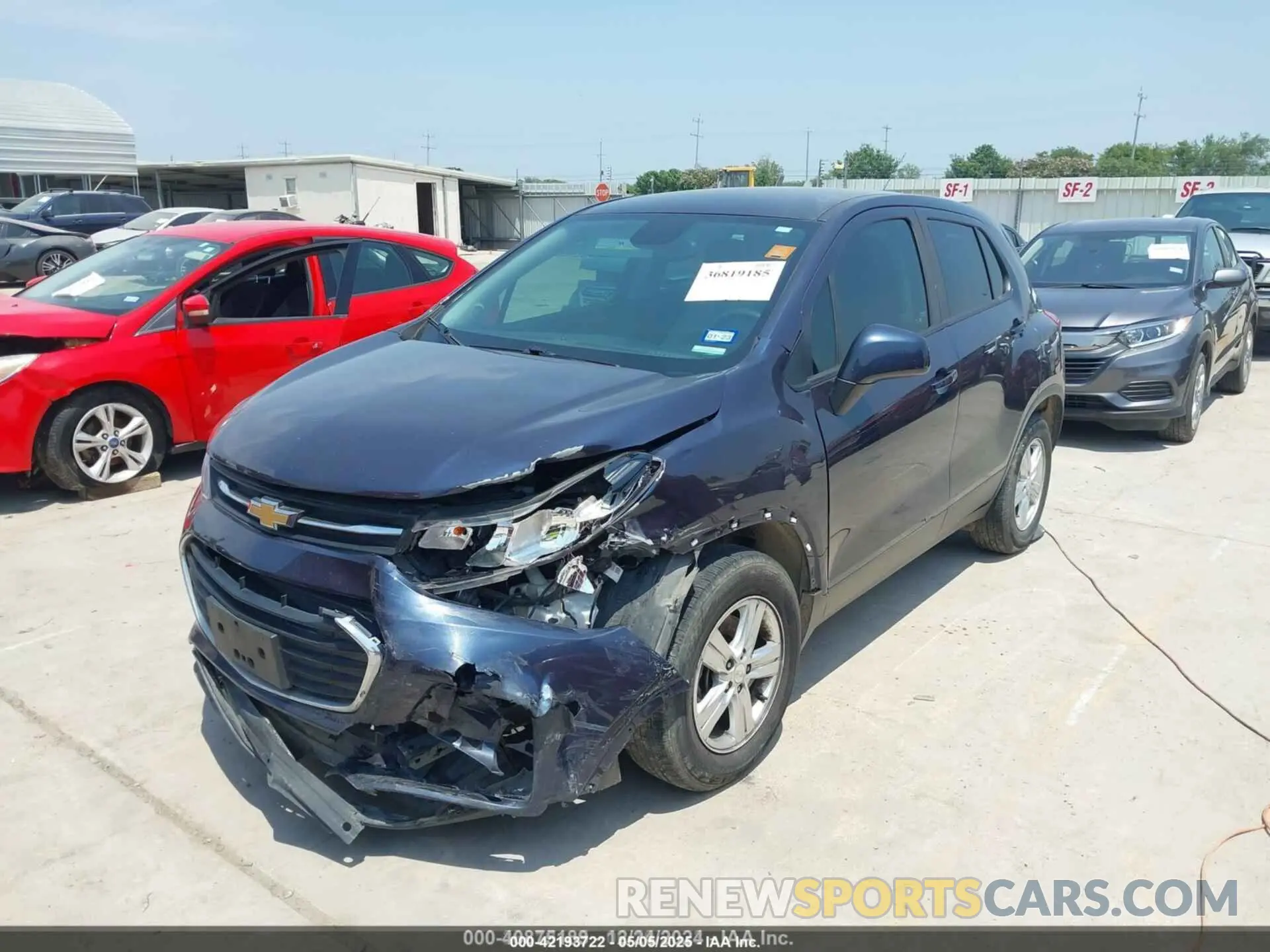6 Фотография поврежденного автомобиля 3GNCJKSB2KL242533 CHEVROLET TRAX 2019
