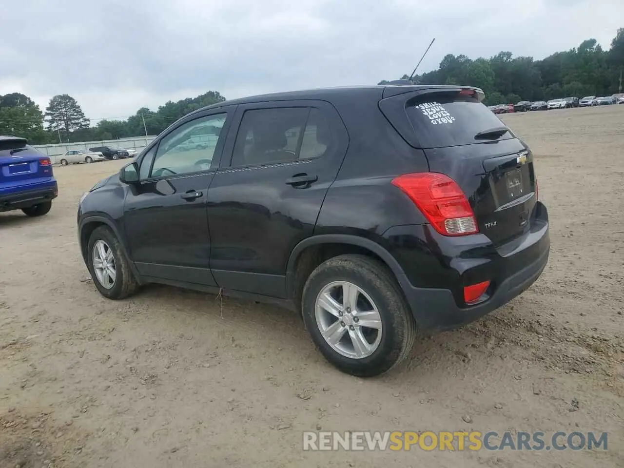 2 Photograph of a damaged car 3GNCJKSB2KL335794 CHEVROLET TRAX 2019