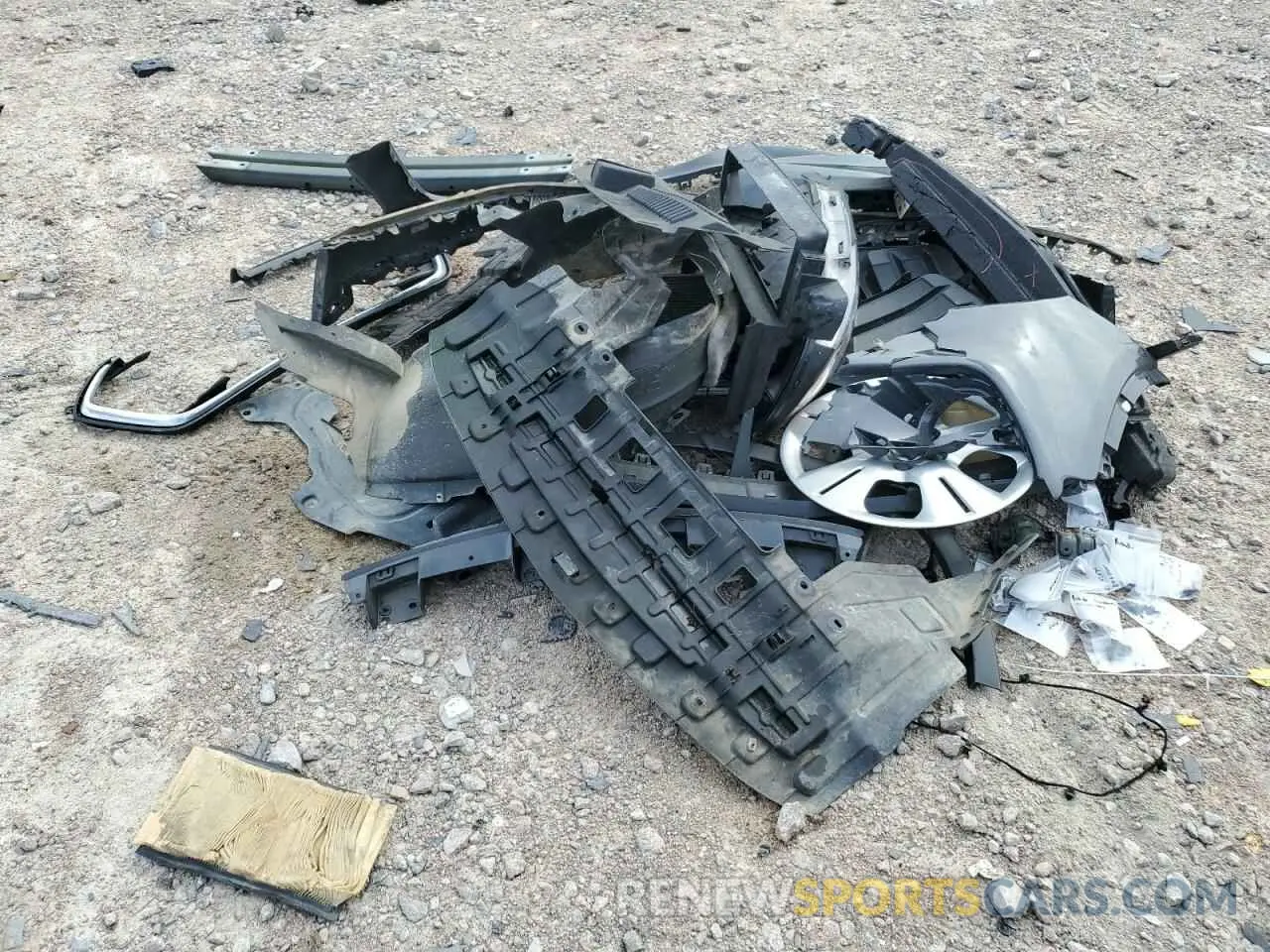 13 Photograph of a damaged car 3GNCJKSB3KL178549 CHEVROLET TRAX 2019