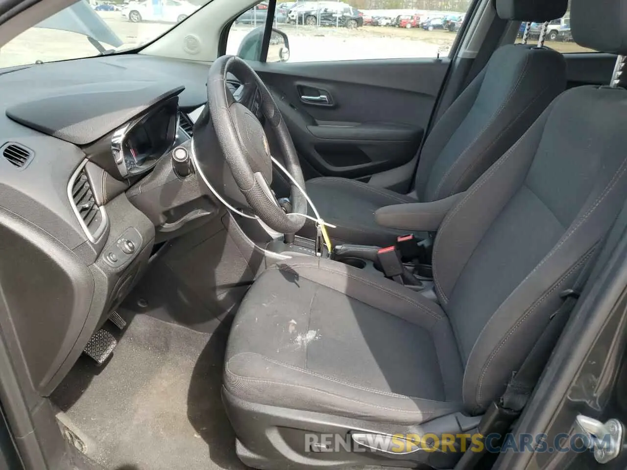 7 Photograph of a damaged car 3GNCJKSB3KL178549 CHEVROLET TRAX 2019