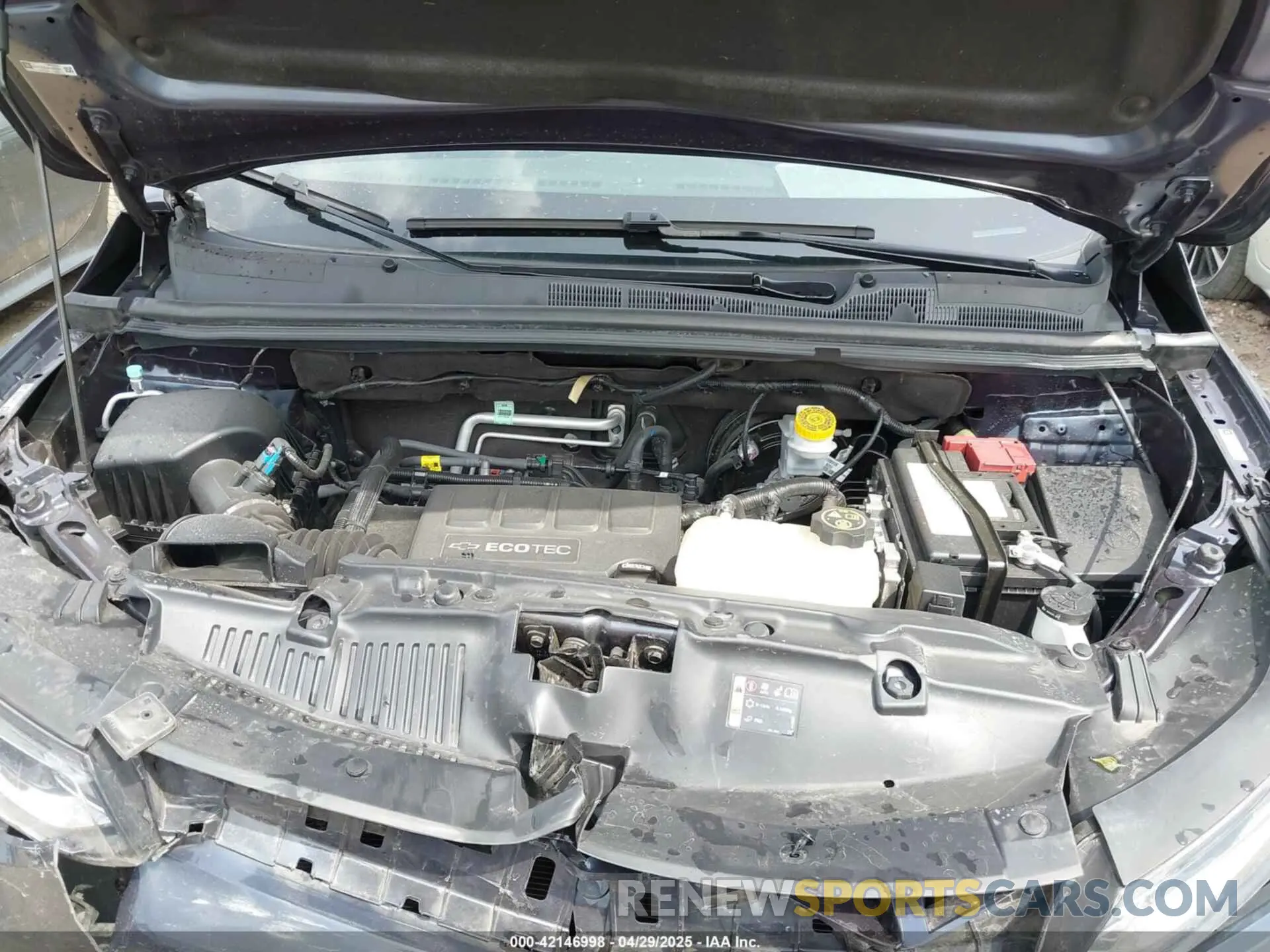 10 Фотография поврежденного автомобиля 3GNCJKSB4KL260306 CHEVROLET TRAX 2019