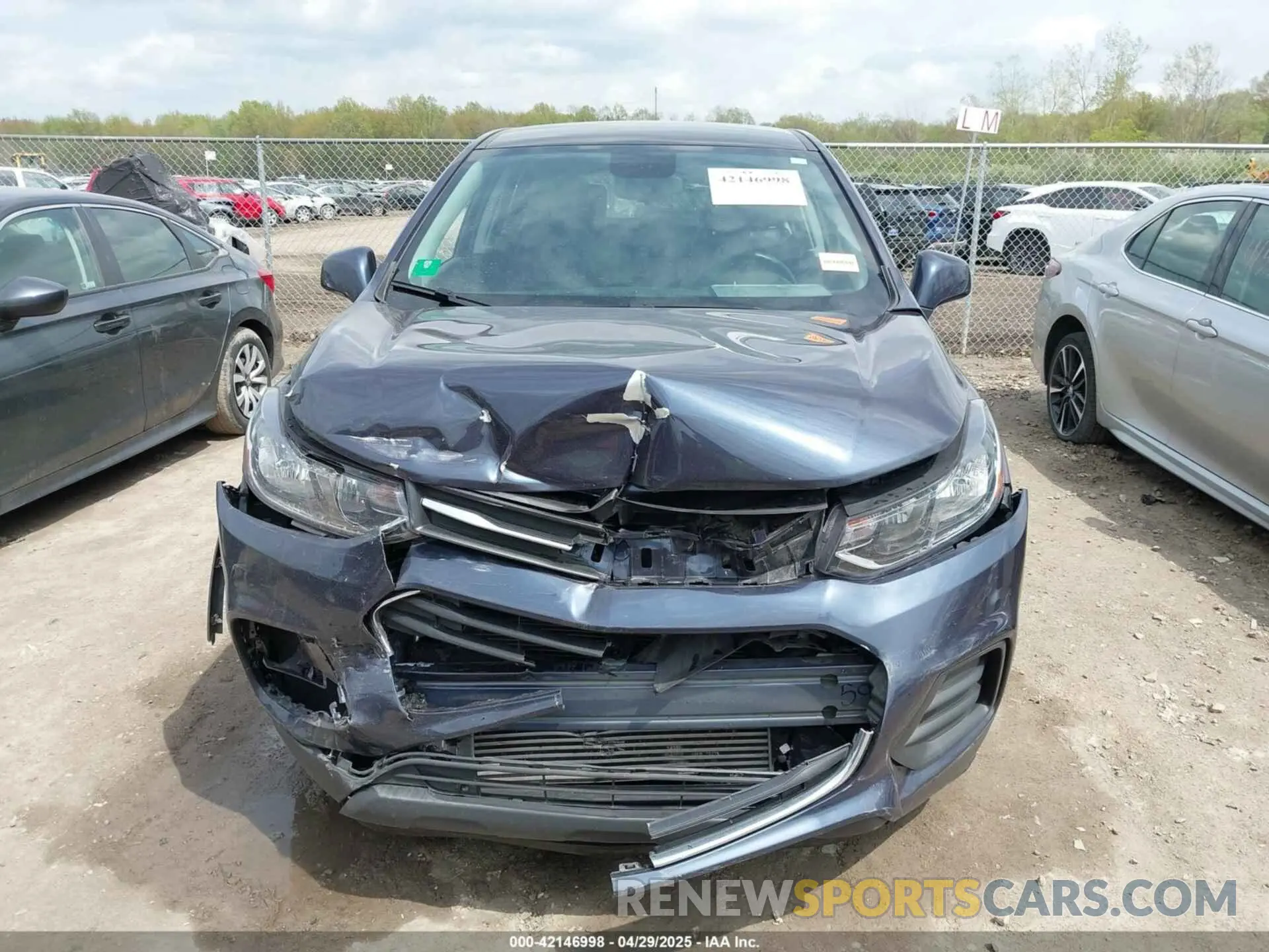 12 Фотография поврежденного автомобиля 3GNCJKSB4KL260306 CHEVROLET TRAX 2019