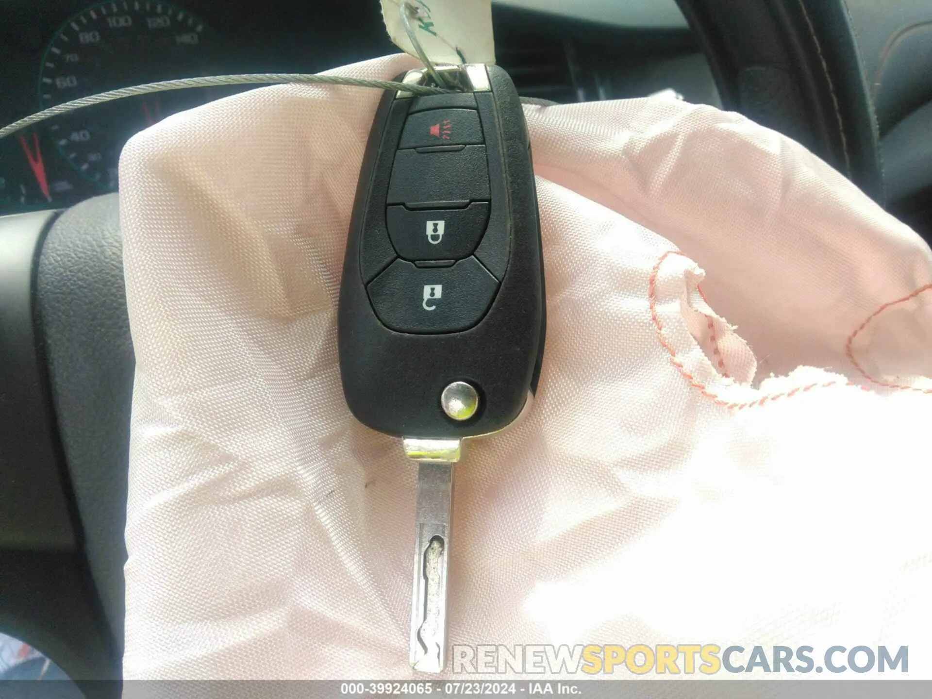 11 Фотография поврежденного автомобиля 3GNCJKSB4KL388884 CHEVROLET TRAX 2019