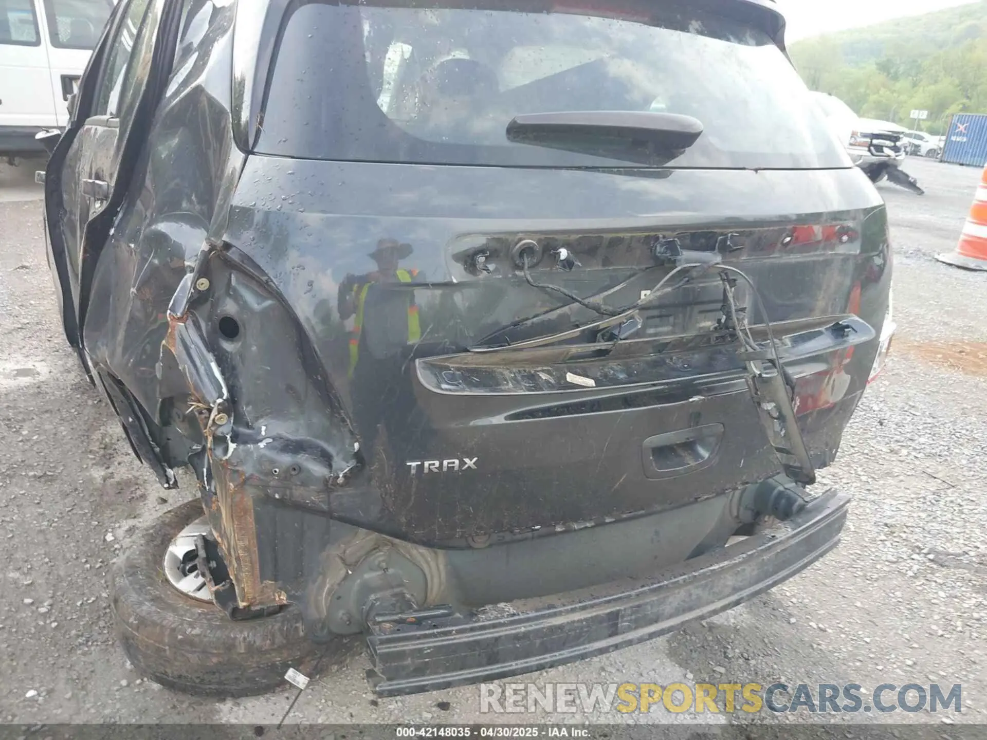 14 Photograph of a damaged car 3GNCJKSB5KL156584 CHEVROLET TRAX 2019