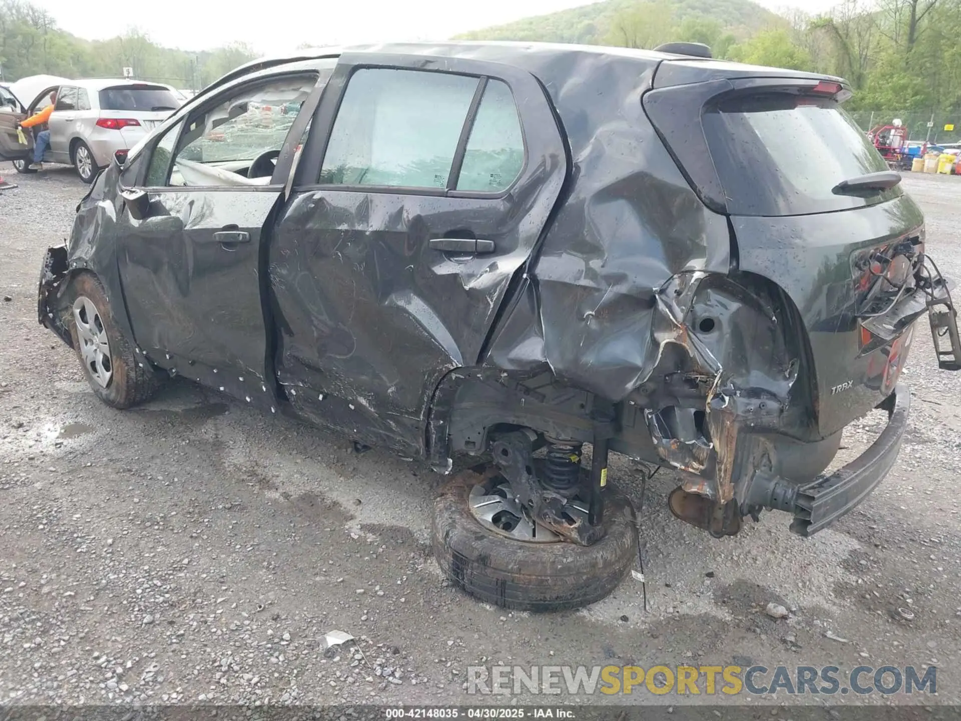 3 Photograph of a damaged car 3GNCJKSB5KL156584 CHEVROLET TRAX 2019