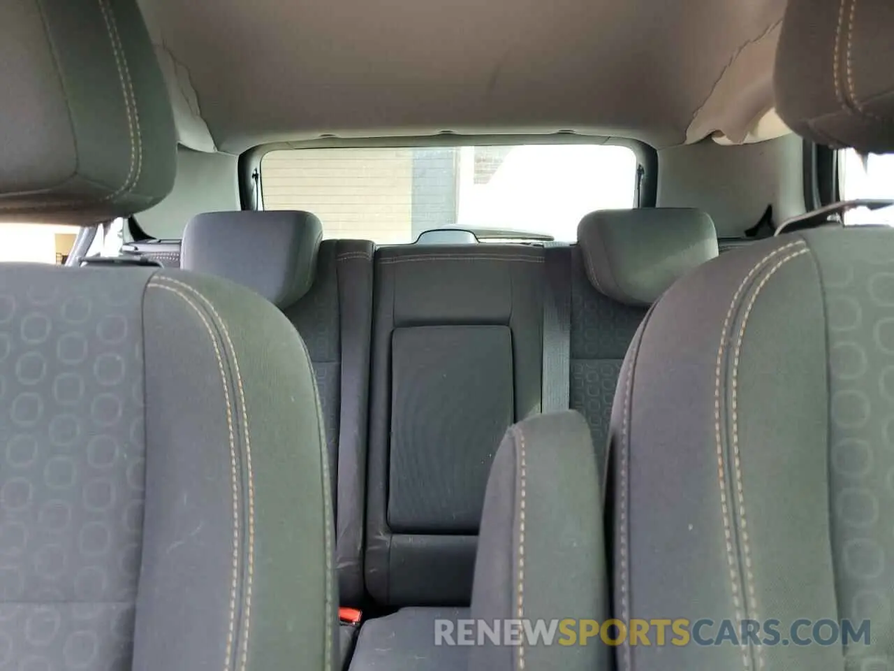 10 Photograph of a damaged car 3GNCJKSB5KL237469 CHEVROLET TRAX 2019