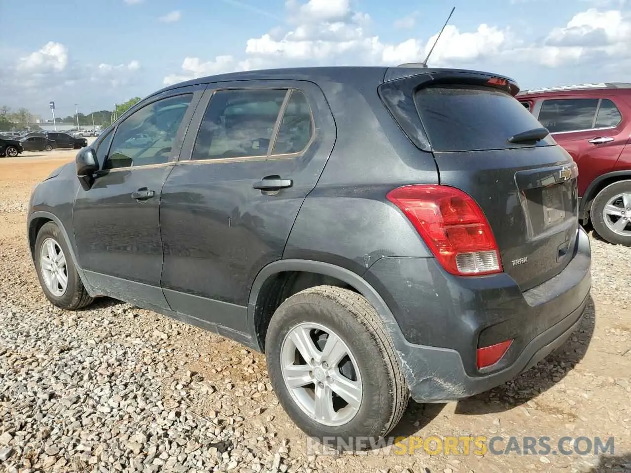 2 Photograph of a damaged car 3GNCJKSB5KL237469 CHEVROLET TRAX 2019