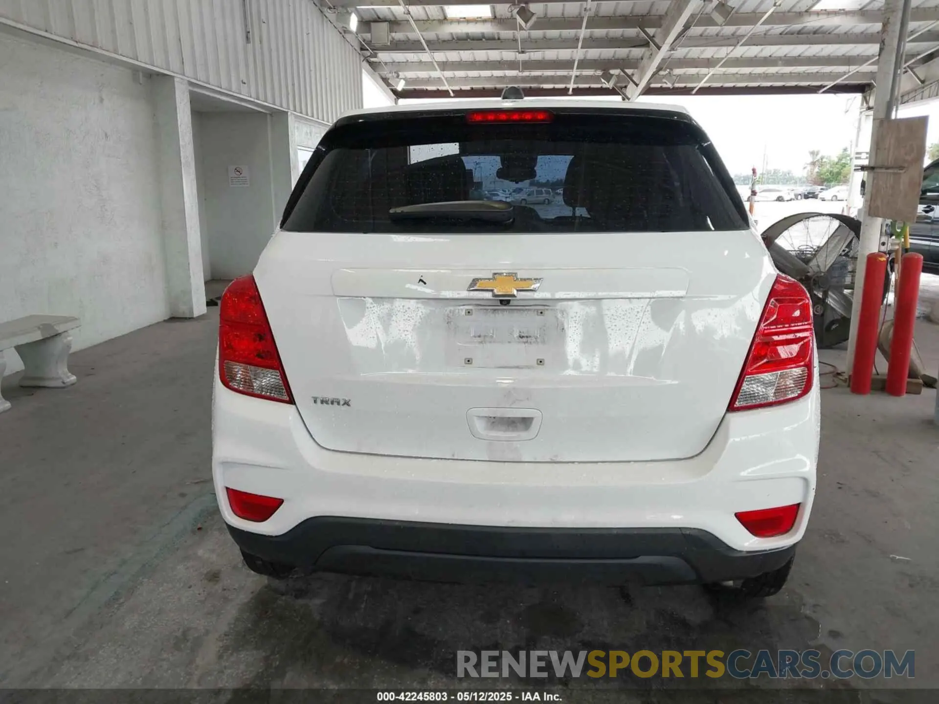 16 Photograph of a damaged car 3GNCJKSB6KL124131 CHEVROLET TRAX 2019