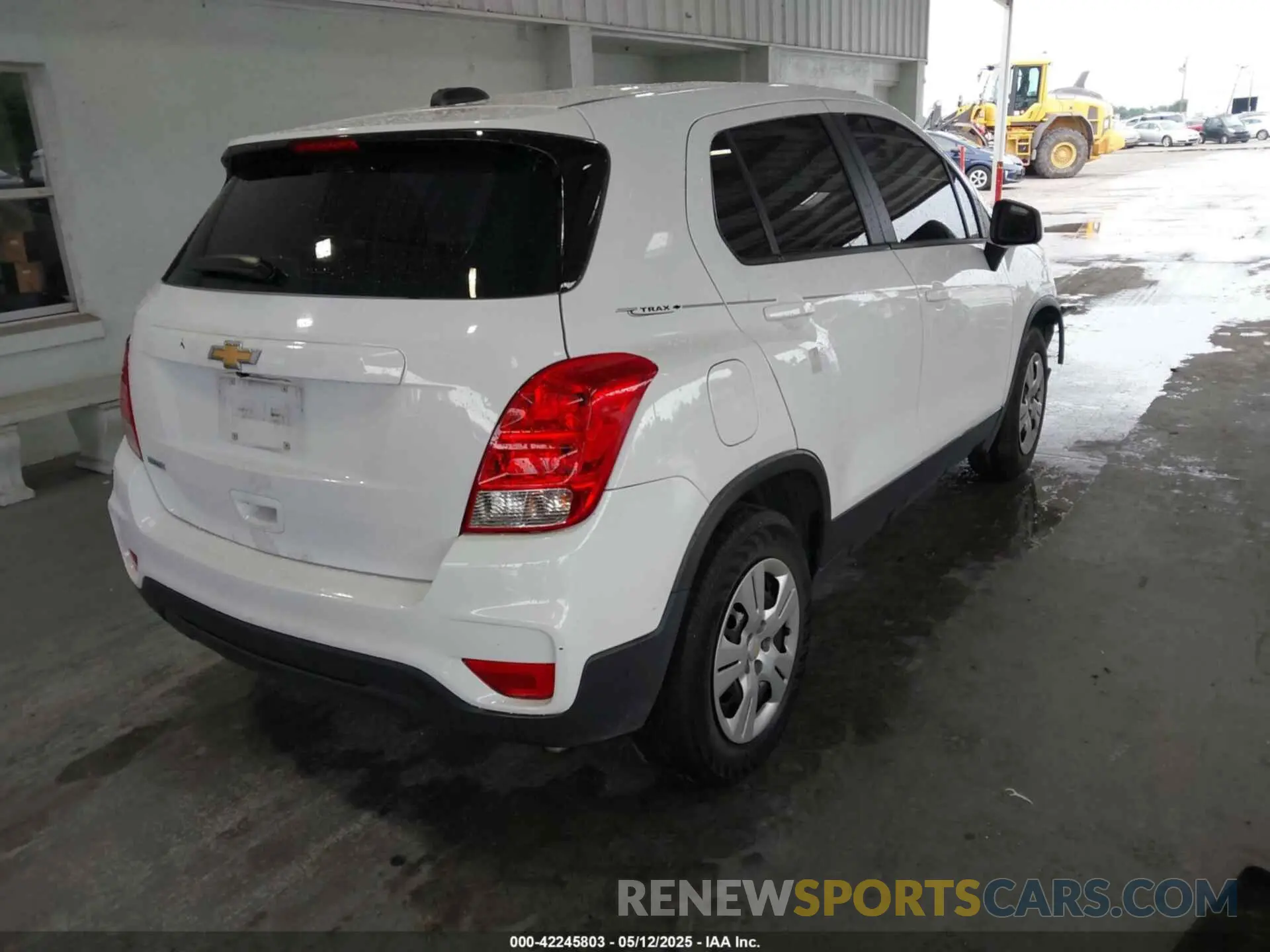4 Photograph of a damaged car 3GNCJKSB6KL124131 CHEVROLET TRAX 2019