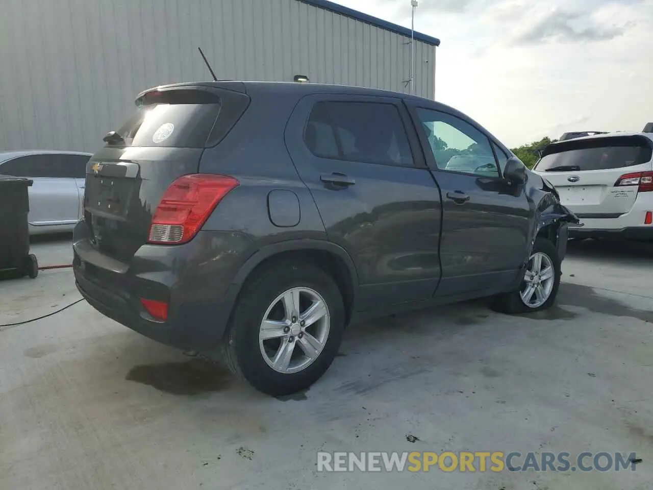 3 Photograph of a damaged car 3GNCJKSB6KL214511 CHEVROLET TRAX 2019