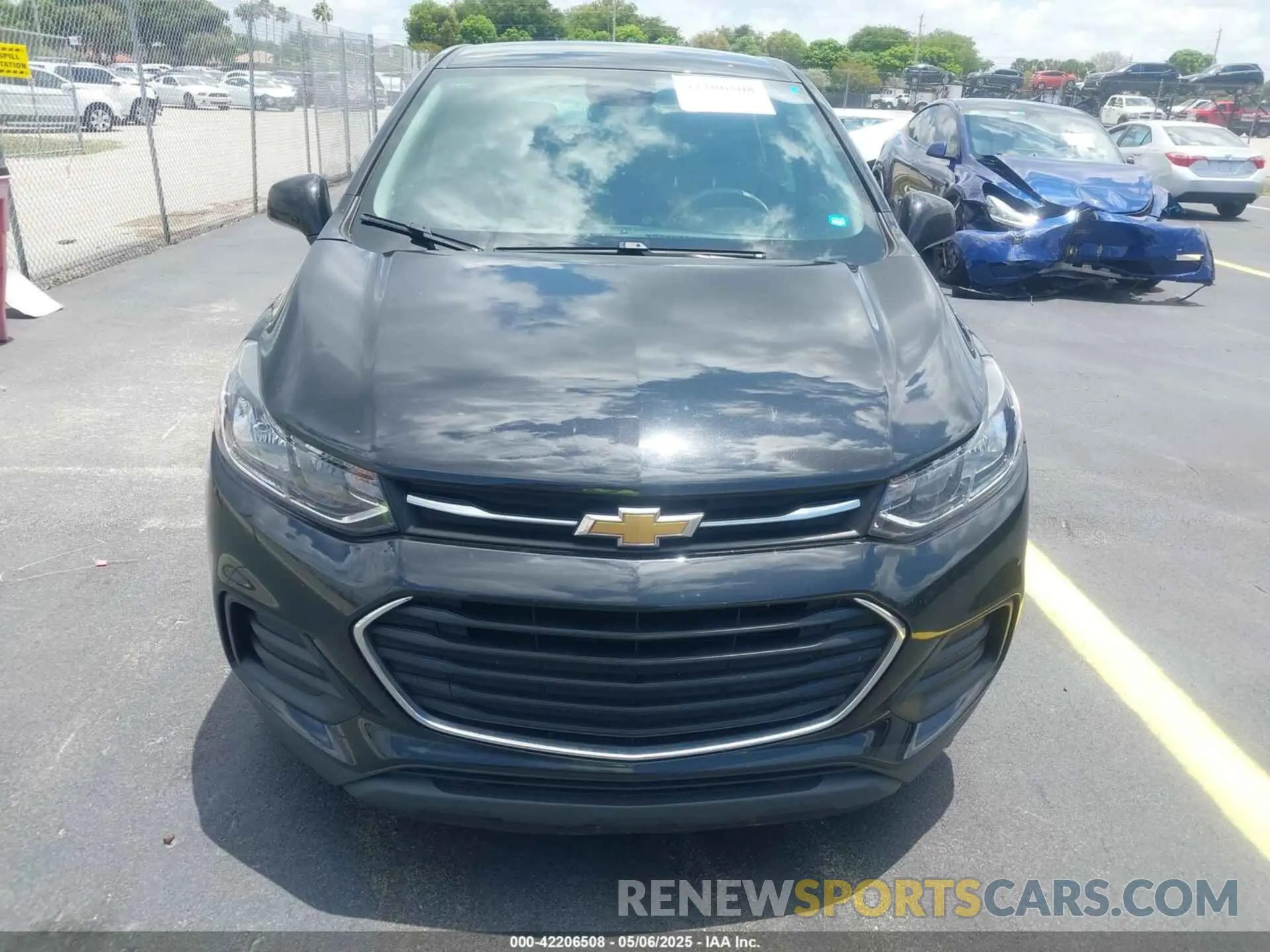 12 Photograph of a damaged car 3GNCJKSB6KL278242 CHEVROLET TRAX 2019