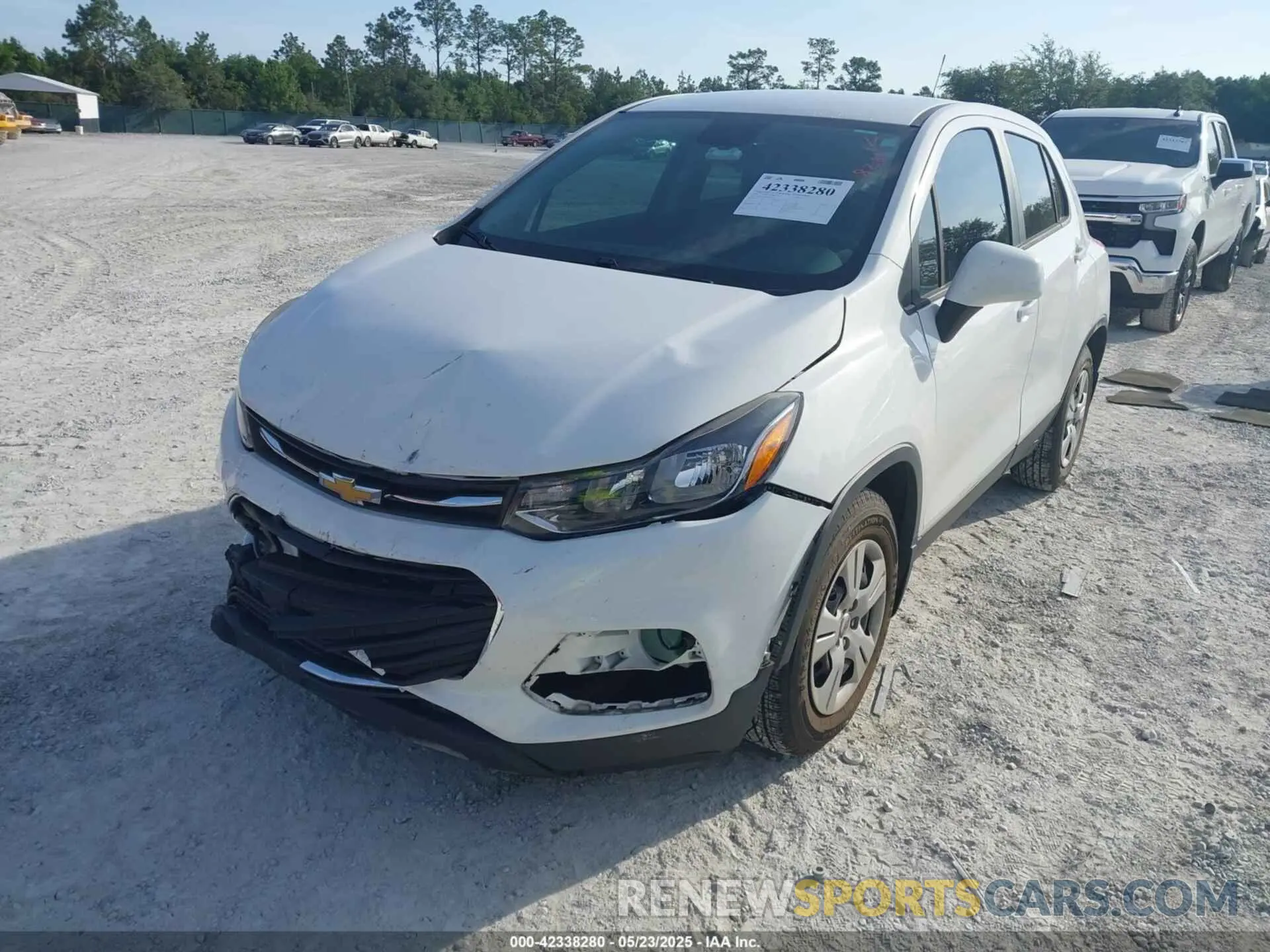 2 Photograph of a damaged car 3GNCJKSB7KL153203 CHEVROLET TRAX 2019
