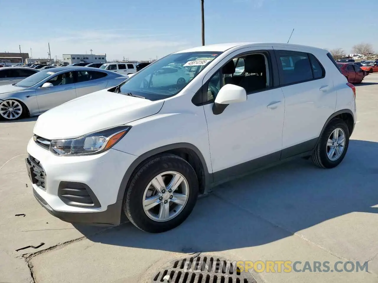 1 Фотография поврежденного автомобиля 3GNCJKSB7KL211391 CHEVROLET TRAX 2019