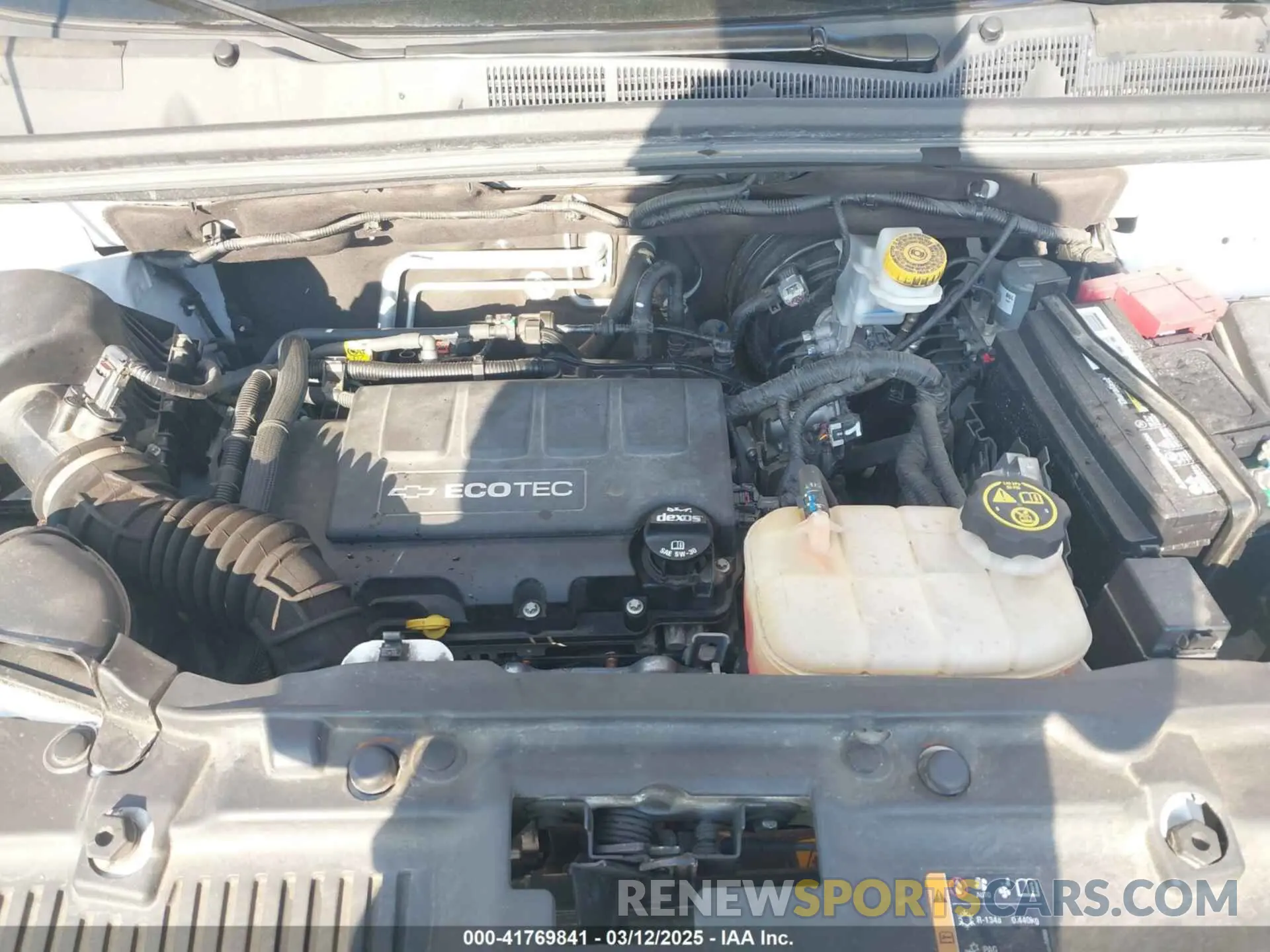 10 Фотография поврежденного автомобиля 3GNCJKSB7KL321115 CHEVROLET TRAX 2019