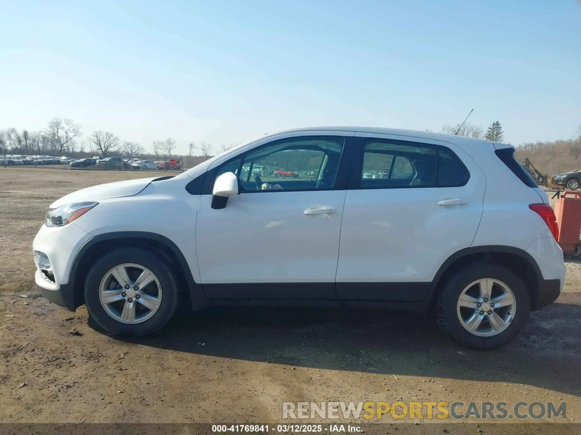 14 Фотография поврежденного автомобиля 3GNCJKSB7KL321115 CHEVROLET TRAX 2019