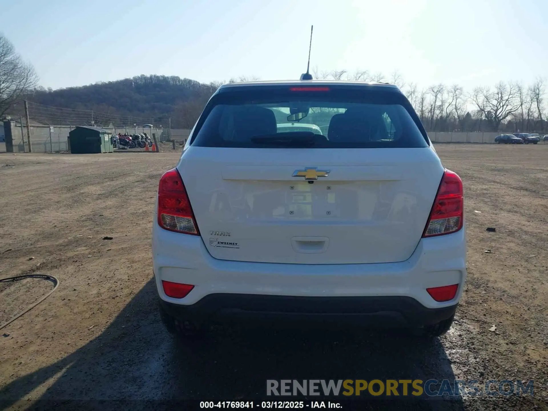 16 Фотография поврежденного автомобиля 3GNCJKSB7KL321115 CHEVROLET TRAX 2019