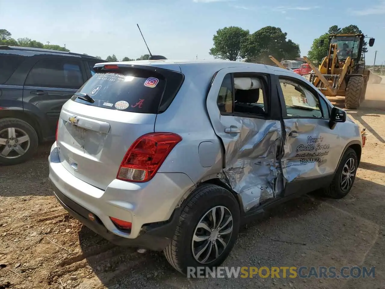 3 Photograph of a damaged car 3GNCJKSB8KL177168 CHEVROLET TRAX 2019