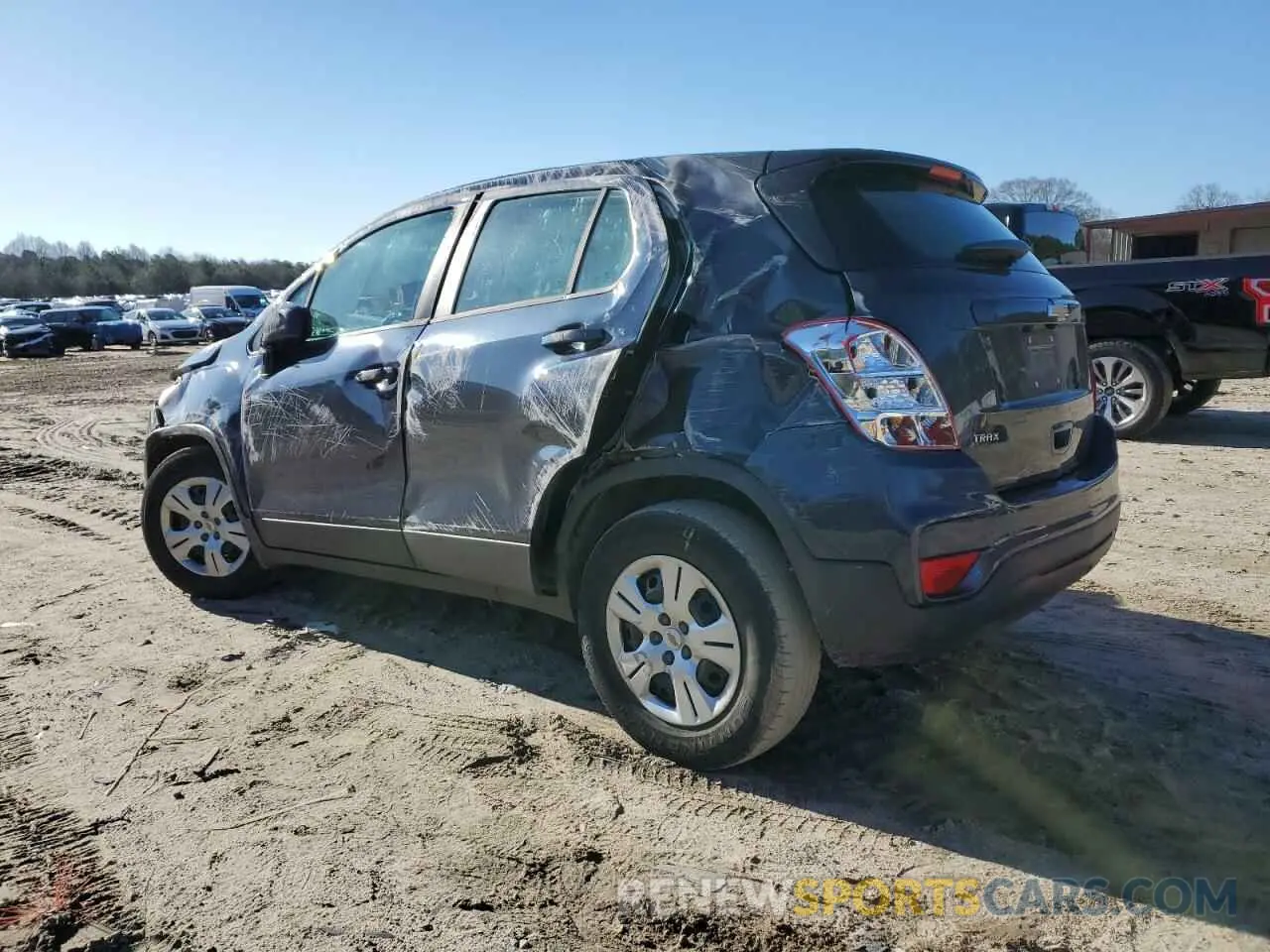2 Photograph of a damaged car 3GNCJKSBXKL177964 CHEVROLET TRAX 2019