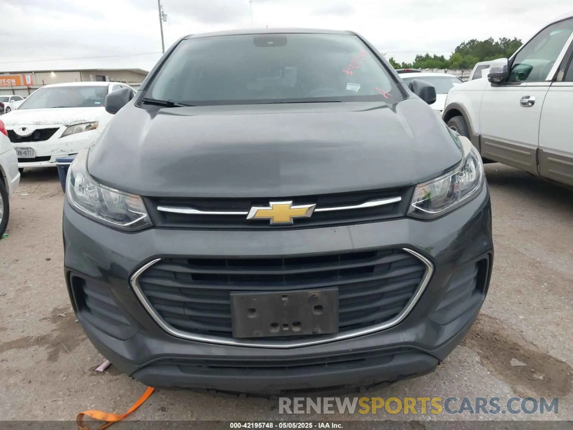 11 Фотография поврежденного автомобиля 3GNCJKSBXKL300159 CHEVROLET TRAX 2019
