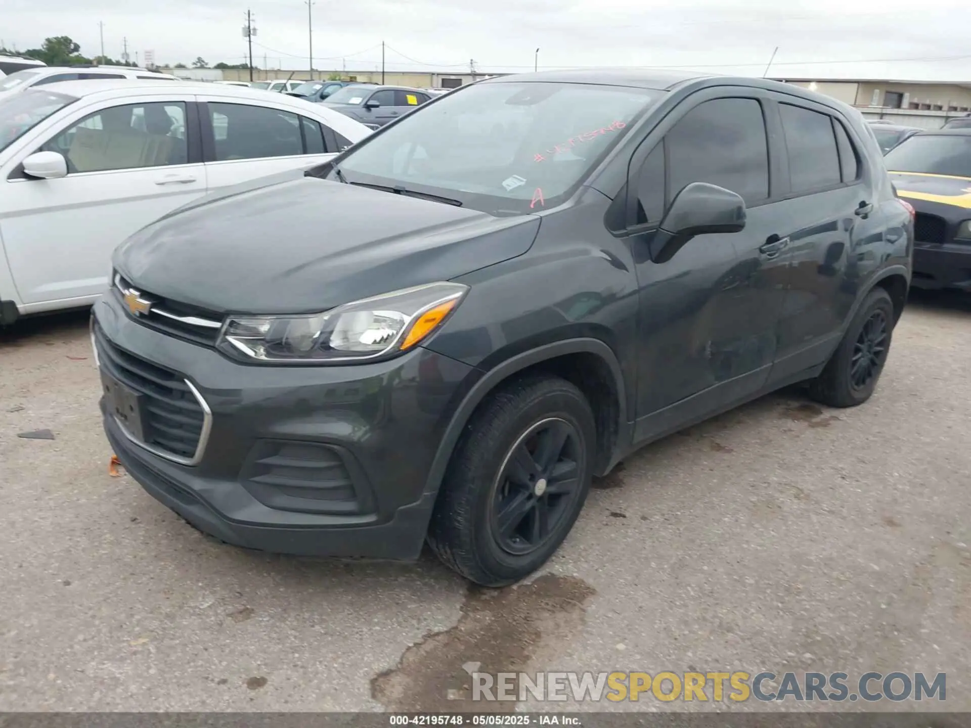 2 Фотография поврежденного автомобиля 3GNCJKSBXKL300159 CHEVROLET TRAX 2019