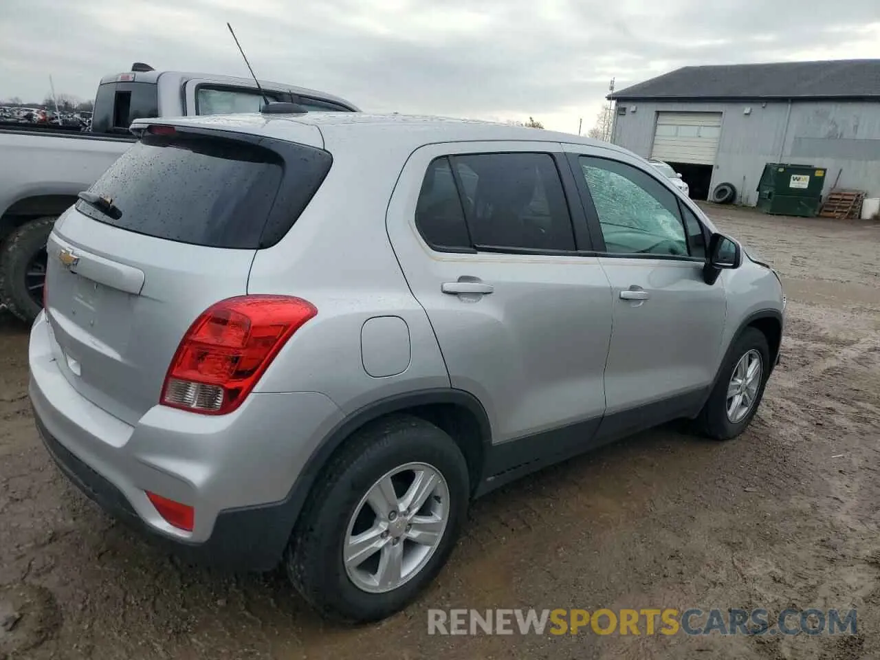 3 Photograph of a damaged car 3GNCJKSBXKL373354 CHEVROLET TRAX 2019