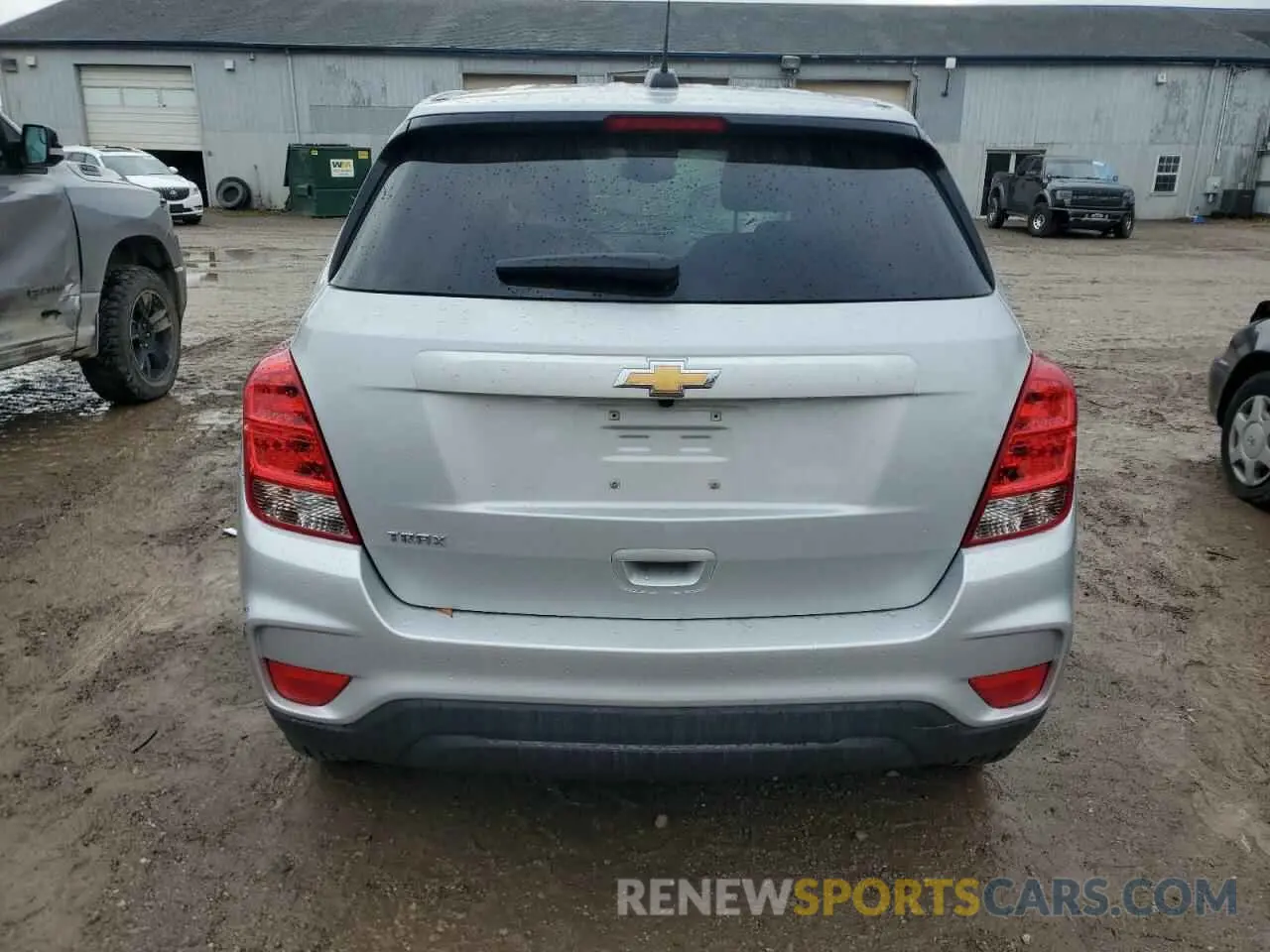 6 Photograph of a damaged car 3GNCJKSBXKL373354 CHEVROLET TRAX 2019
