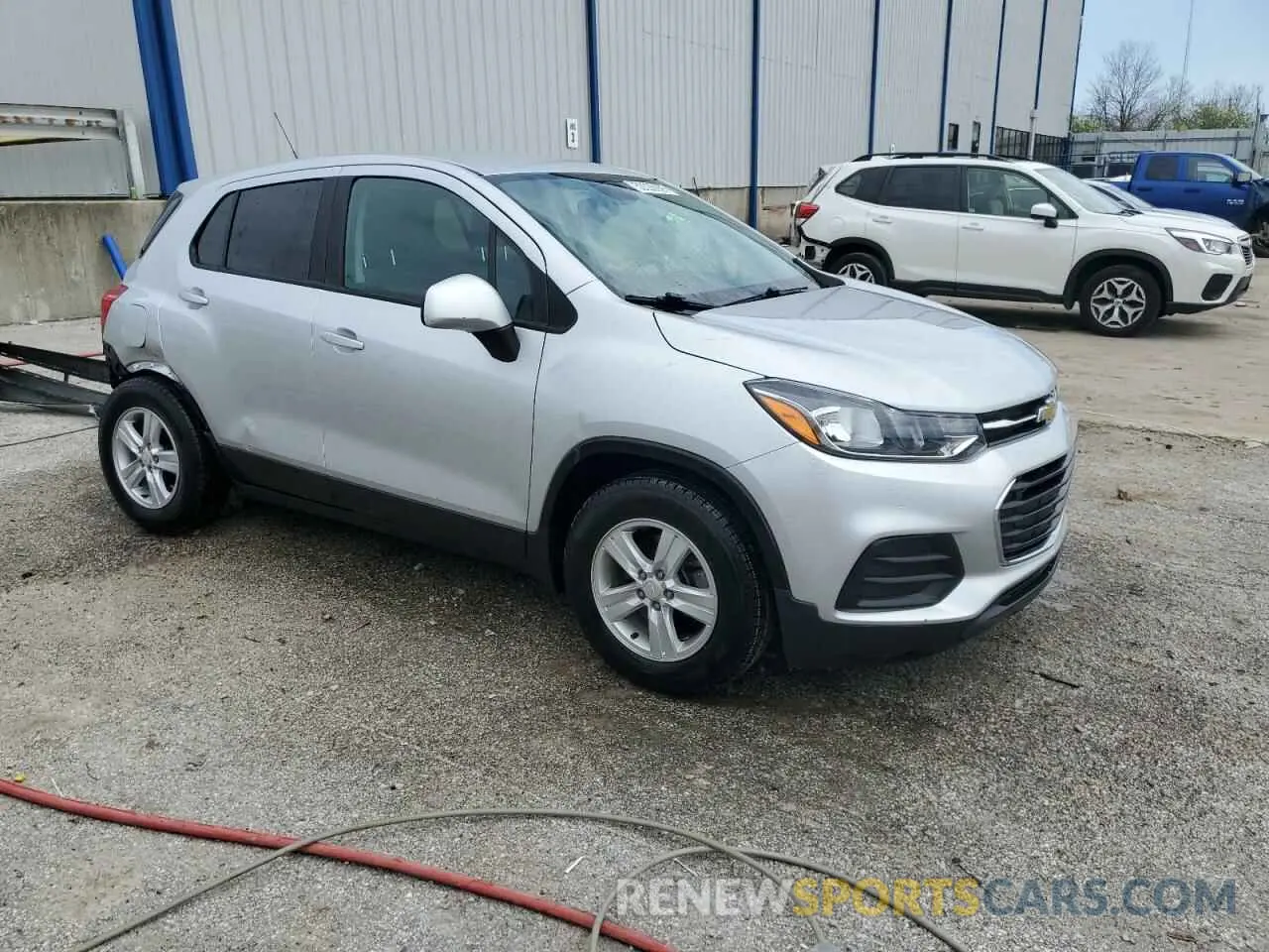 4 Photograph of a damaged car 3GNCJKSBXKL401461 CHEVROLET TRAX 2019